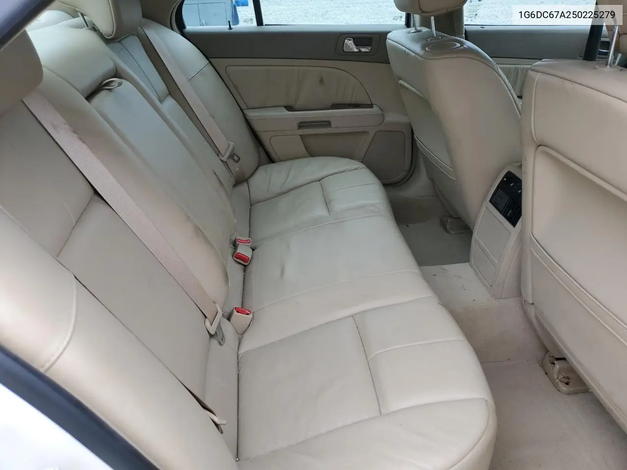 2005 Cadillac Sts VIN: 1G6DC67A250225279 Lot: 61152135