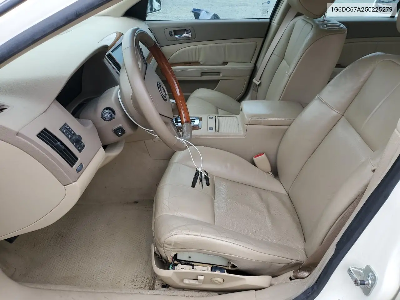 2005 Cadillac Sts VIN: 1G6DC67A250225279 Lot: 61152135