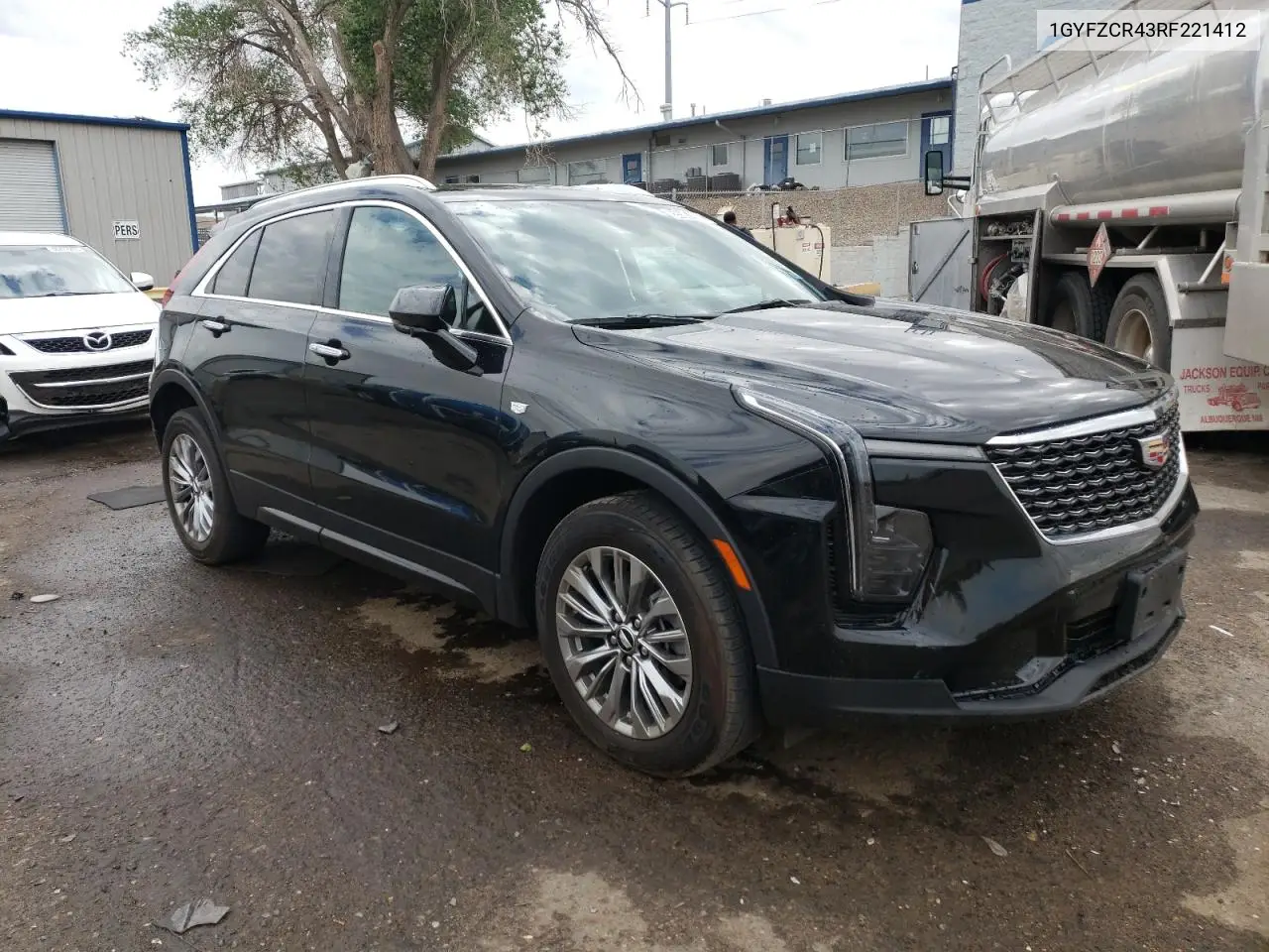 2024 Cadillac Xt4 Premium Luxury VIN: 1GYFZCR43RF221412 Lot: 55507885