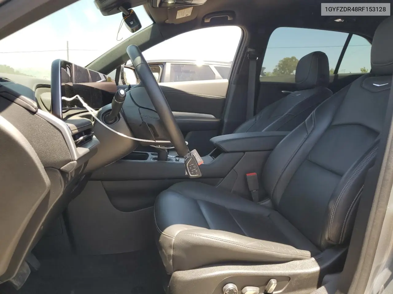 2024 Cadillac Xt4 Premium Luxury VIN: 1GYFZDR48RF153128 Lot: 60712485