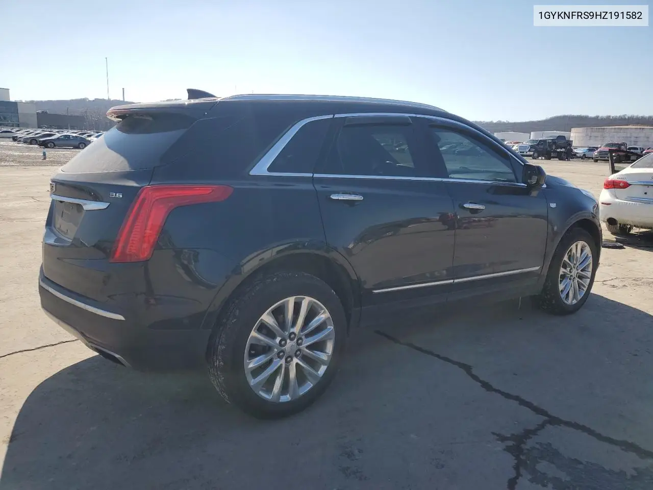 2017 Cadillac Xt5 Platinum VIN: 1GYKNFRS9HZ191582 Lot: 44946275