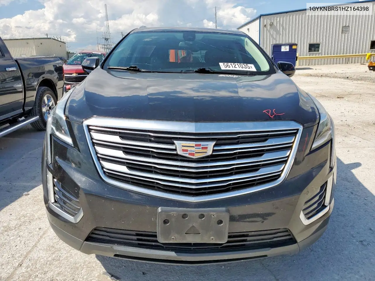 2017 Cadillac Xt5 Luxury VIN: 1GYKNBRS1HZ164398 Lot: 56121035