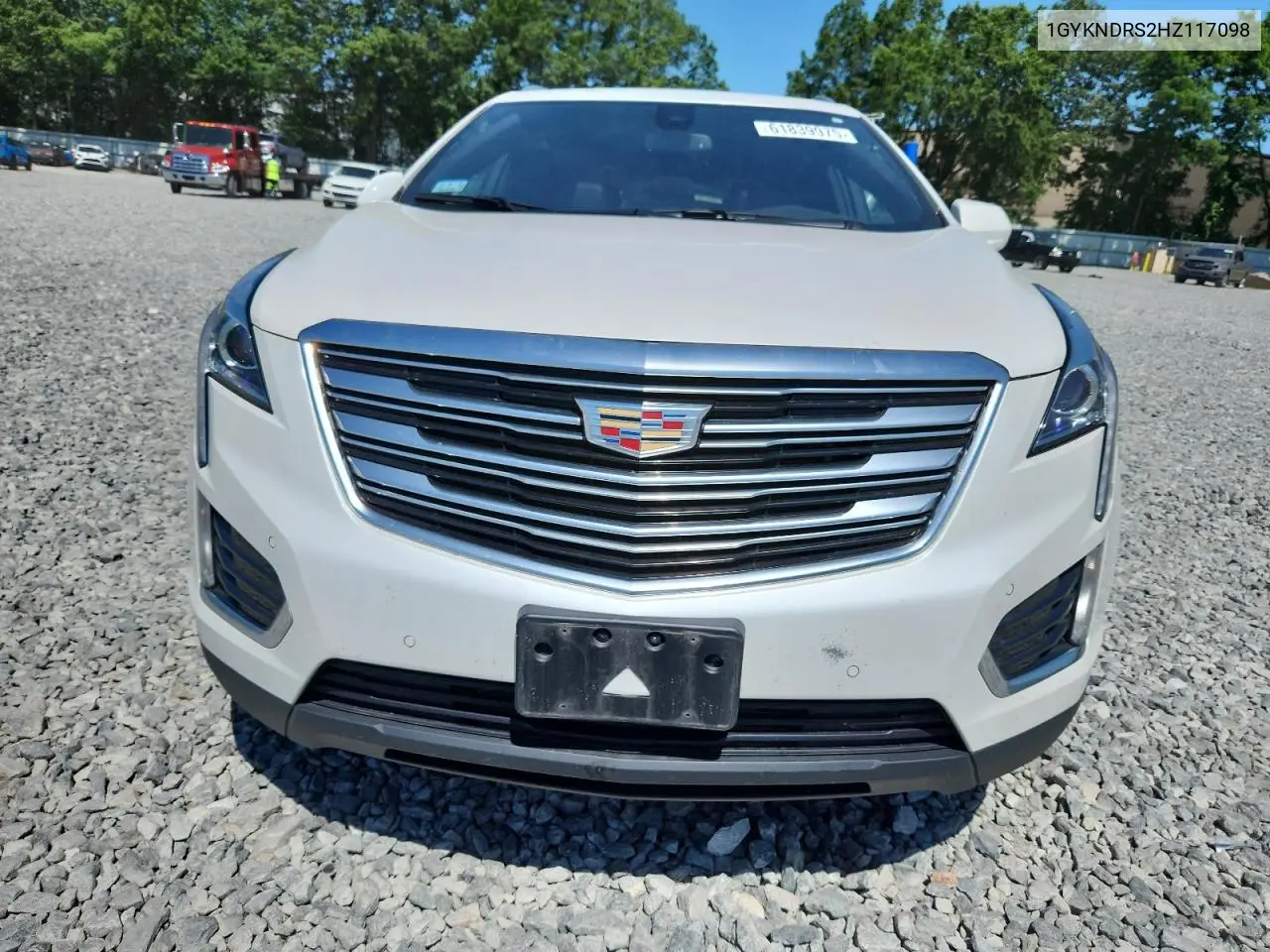 2017 Cadillac Xt5 Luxury VIN: 1GYKNDRS2HZ117098 Lot: 61839975