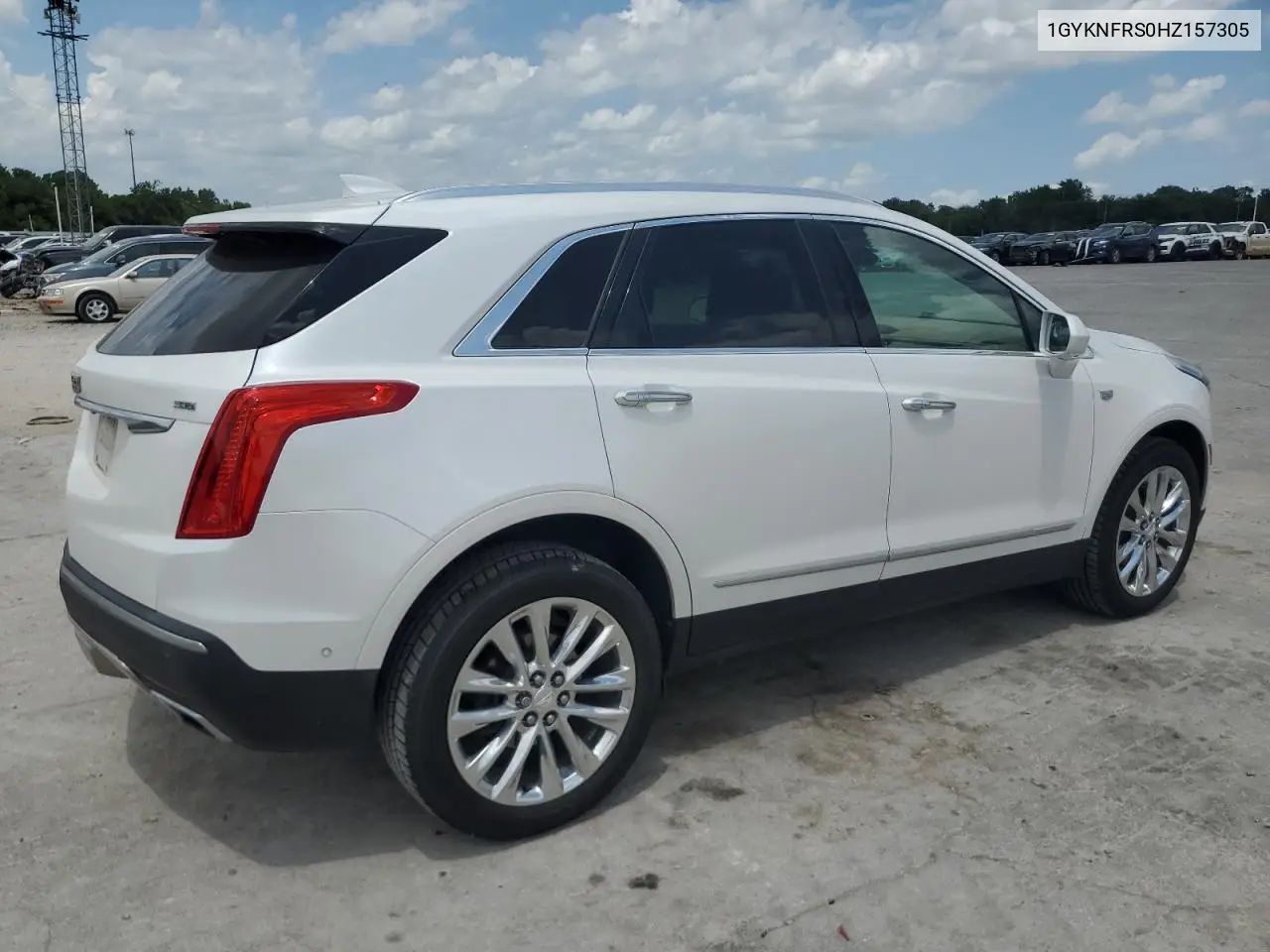 2017 Cadillac Xt5 Platinum VIN: 1GYKNFRS0HZ157305 Lot: 62663435