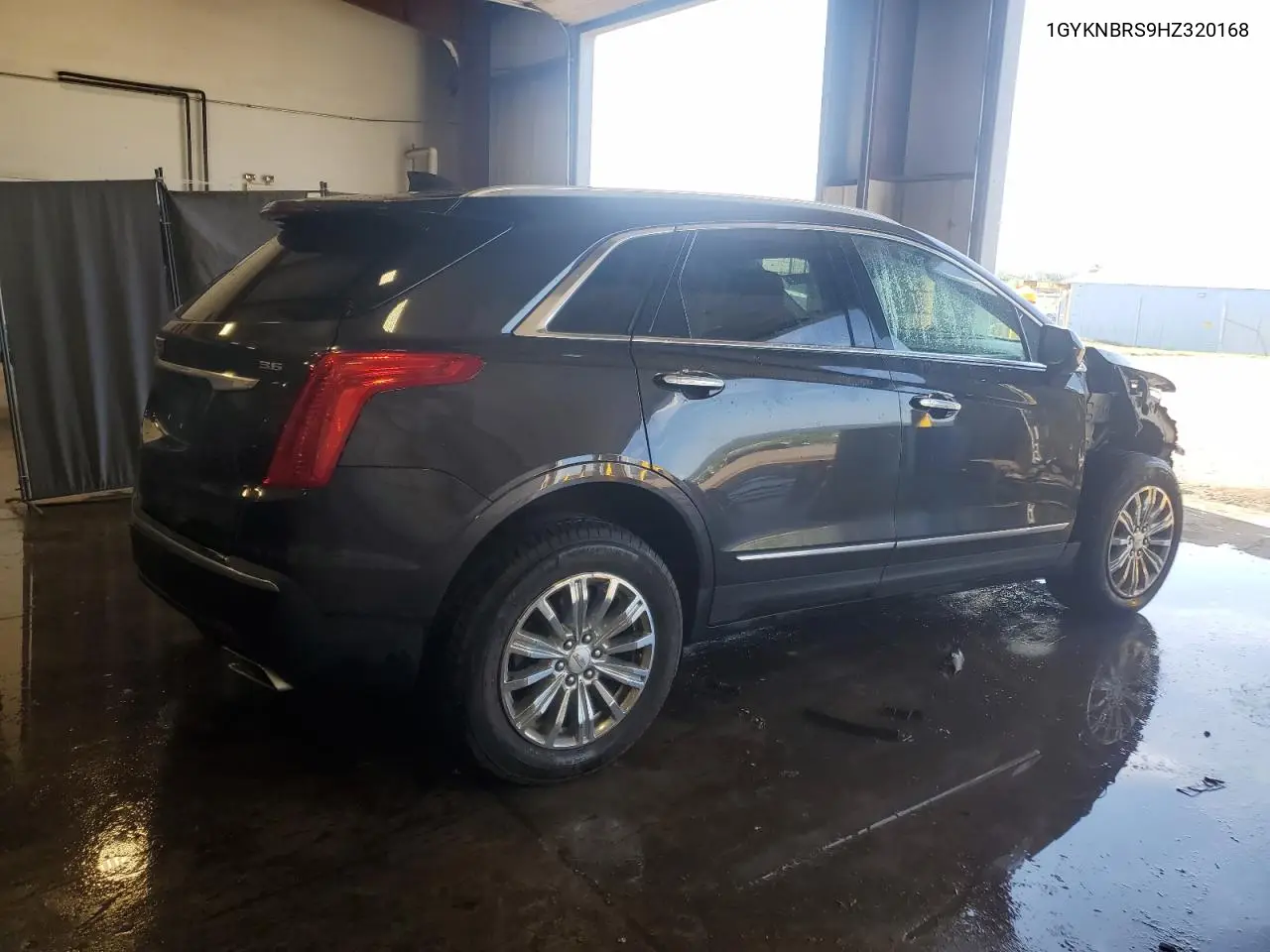 2017 Cadillac Xt5 Luxury VIN: 1GYKNBRS9HZ320168 Lot: 62688755