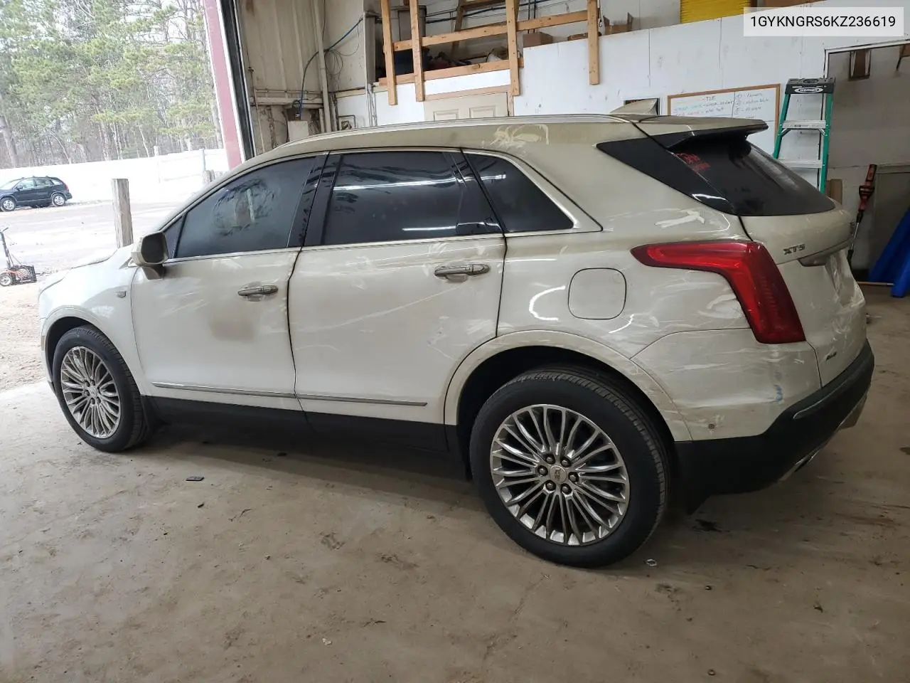 2019 Cadillac Xt5 Platinum VIN: 1GYKNGRS6KZ236619 Lot: 53372775
