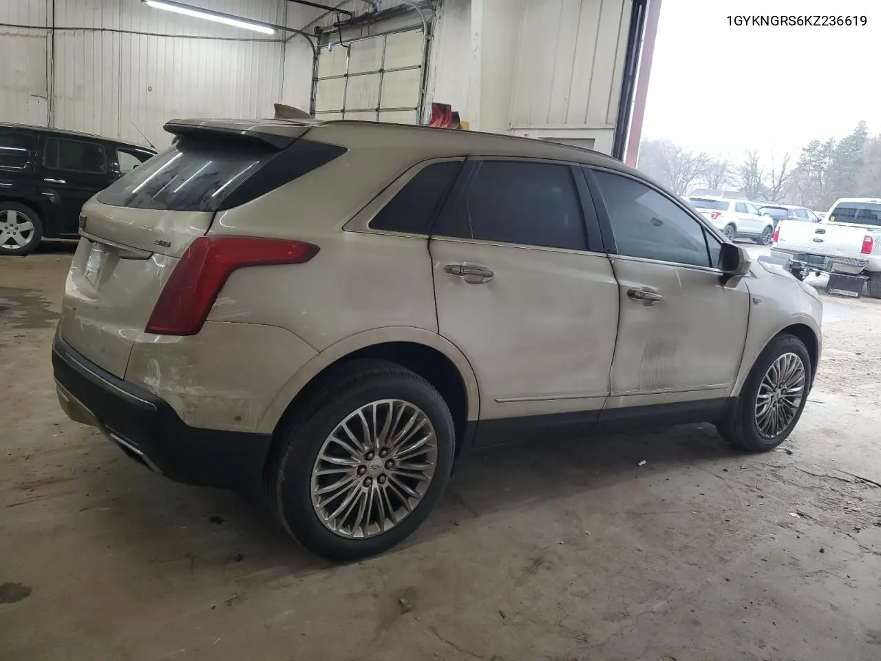 2019 Cadillac Xt5 Platinum VIN: 1GYKNGRS6KZ236619 Lot: 53372775