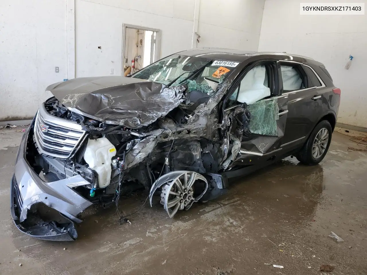 2019 Cadillac Xt5 Luxury VIN: 1GYKNDRSXKZ171403 Lot: 63016155