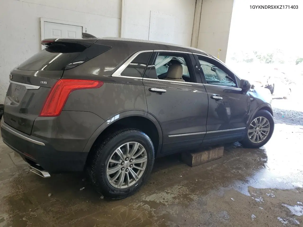 2019 Cadillac Xt5 Luxury VIN: 1GYKNDRSXKZ171403 Lot: 63016155