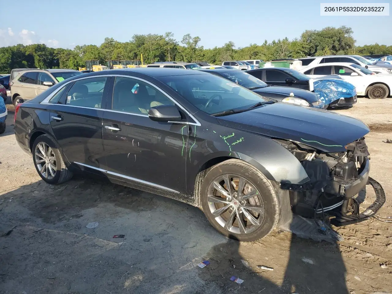 2013 Cadillac Xts Luxury Collection VIN: 2G61P5S32D9235227 Lot: 61825305