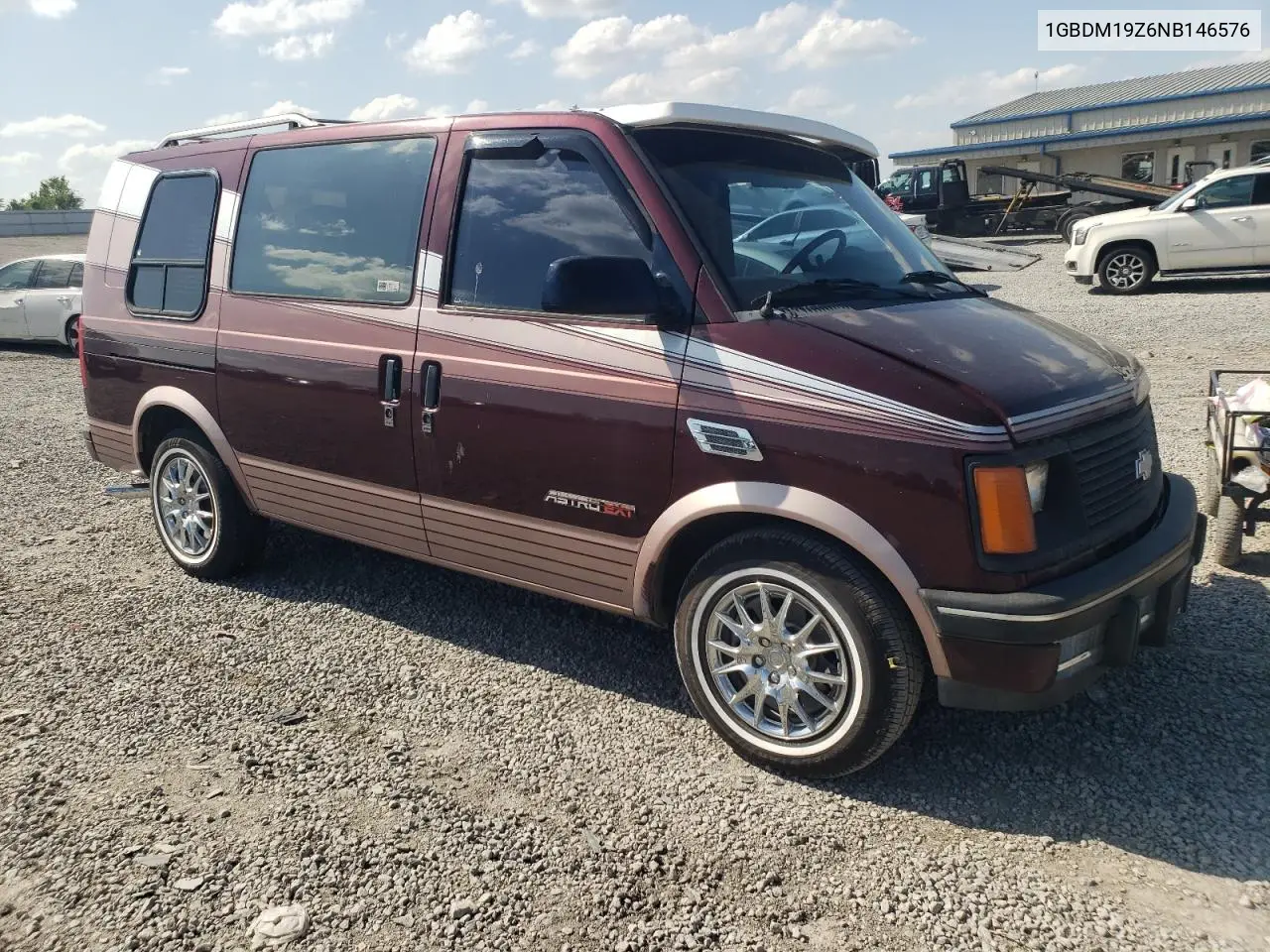 1992 Chevrolet Astro VIN: 1GBDM19Z6NB146576 Lot: 55014395