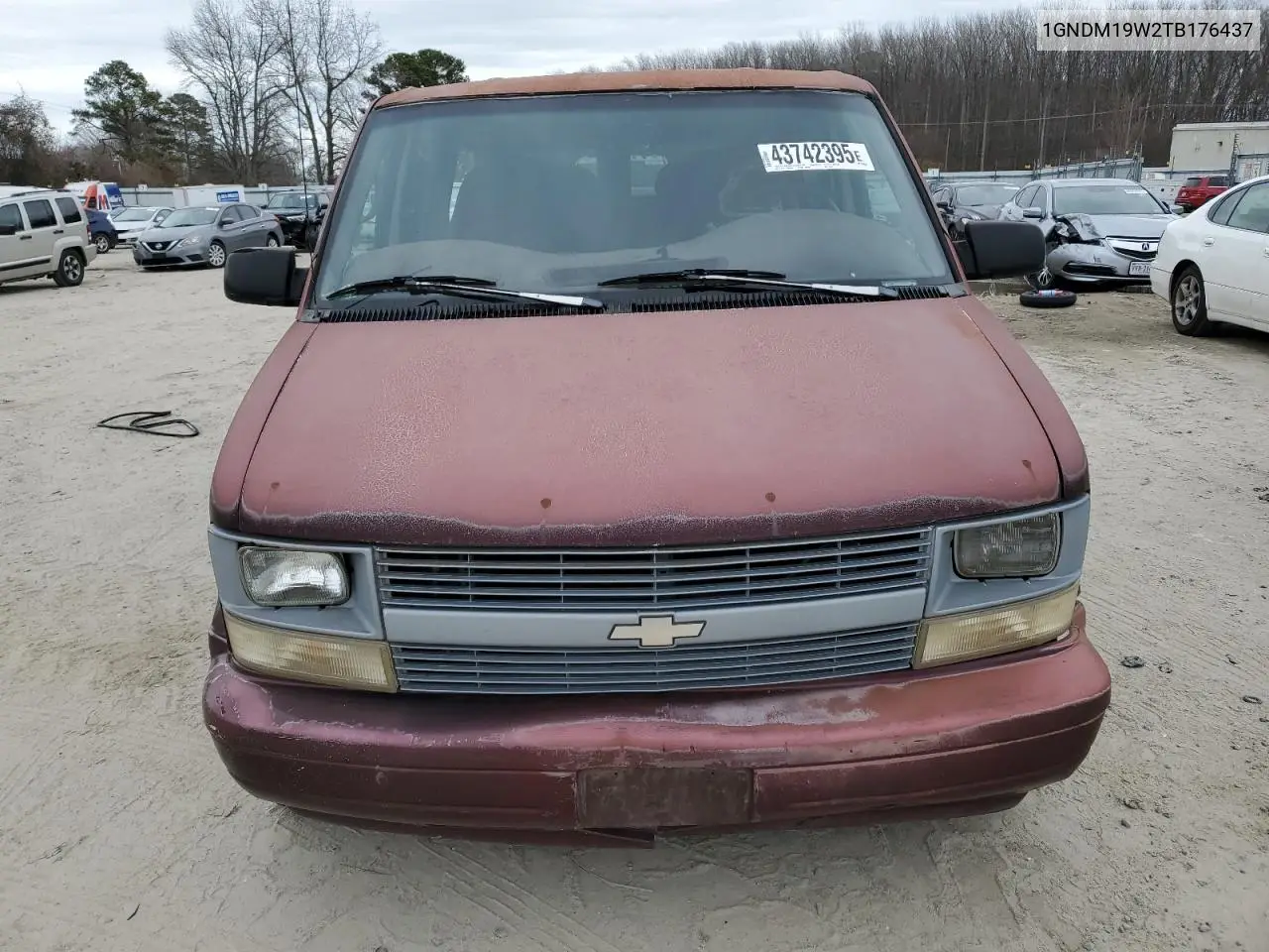 1996 Chevrolet Astro VIN: 1GNDM19W2TB176437 Lot: 43742395