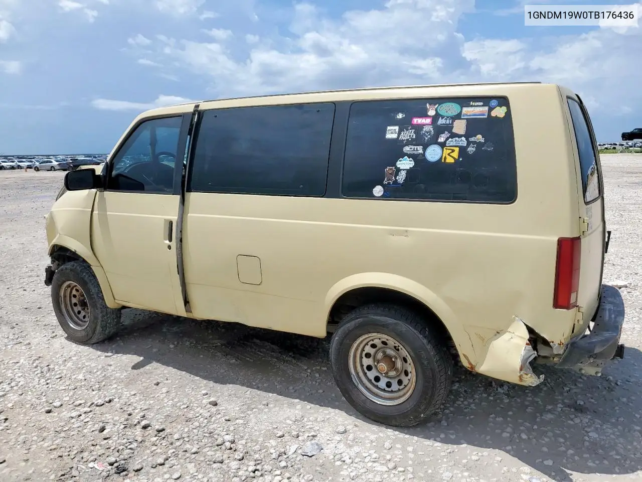 1996 Chevrolet Astro VIN: 1GNDM19W0TB176436 Lot: 64825865