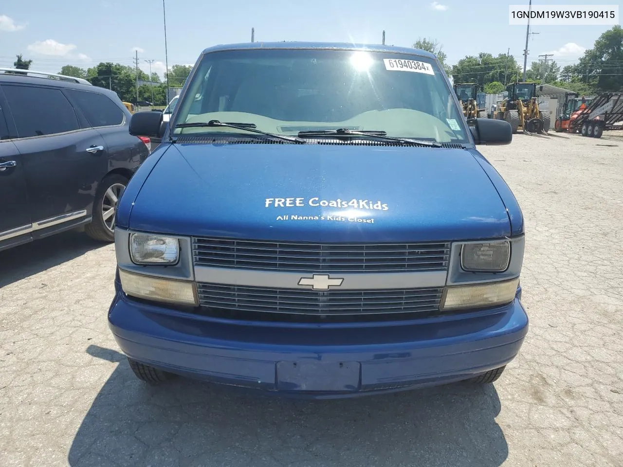 1997 Chevrolet Astro VIN: 1GNDM19W3VB190415 Lot: 61940384