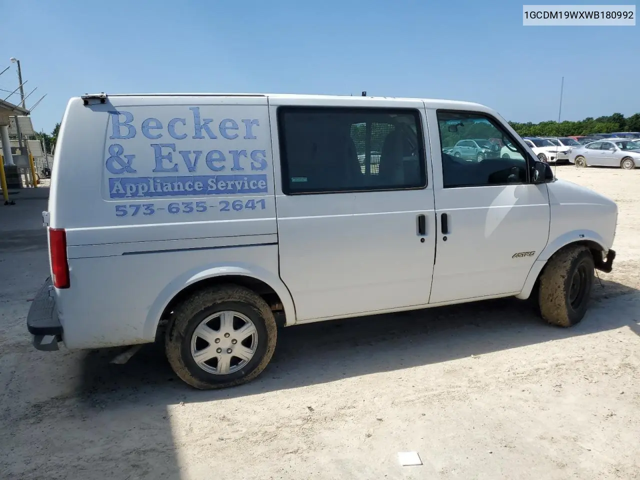 1998 Chevrolet Astro VIN: 1GCDM19WXWB180992 Lot: 60037685