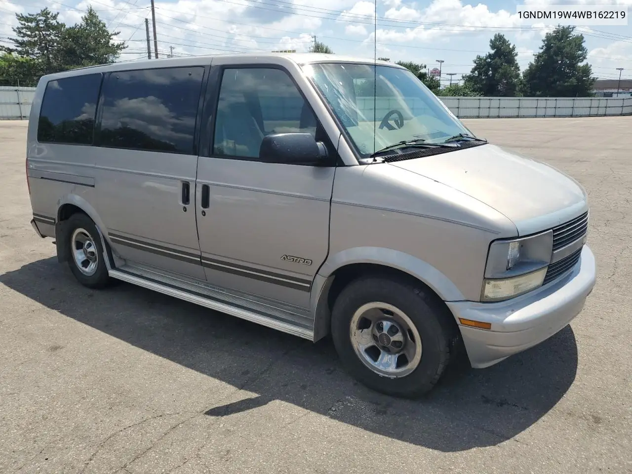 1998 Chevrolet Astro VIN: 1GNDM19W4WB162219 Lot: 64459485