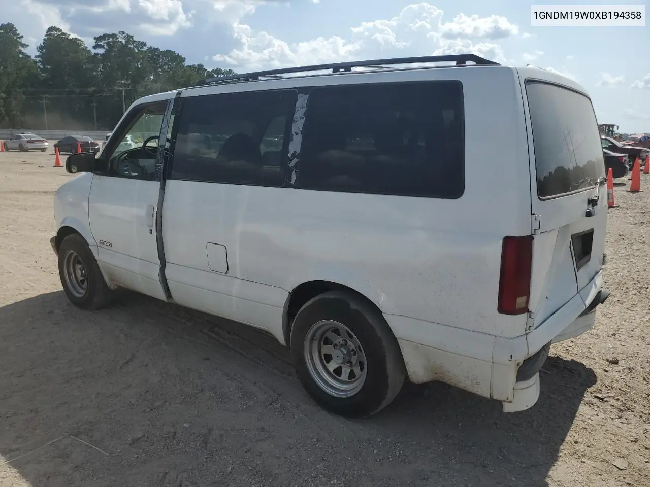 1999 Chevrolet Astro VIN: 1GNDM19W0XB194358 Lot: 59921425