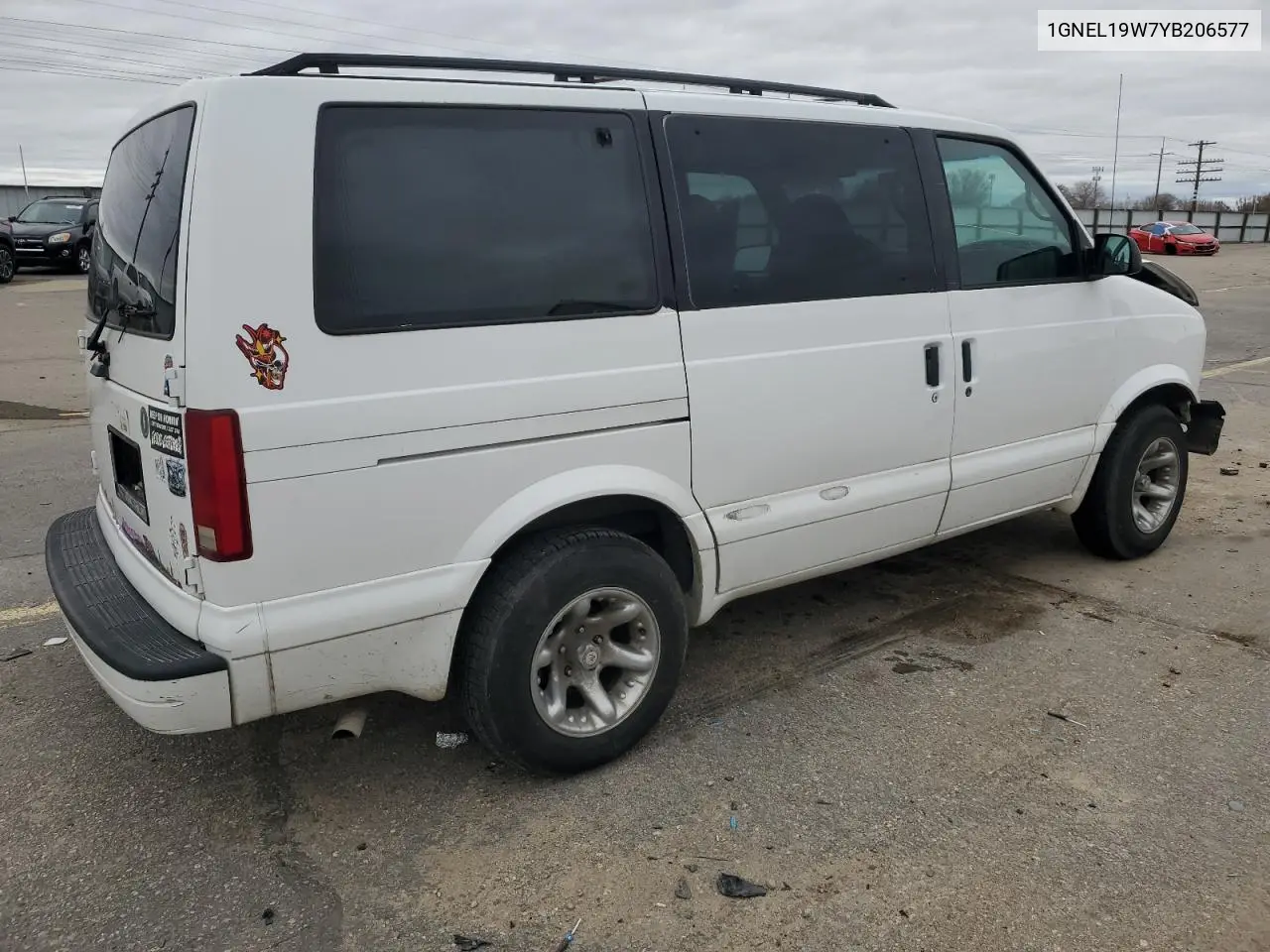 2000 Chevrolet Astro VIN: 1GNEL19W7YB206577 Lot: 50245365