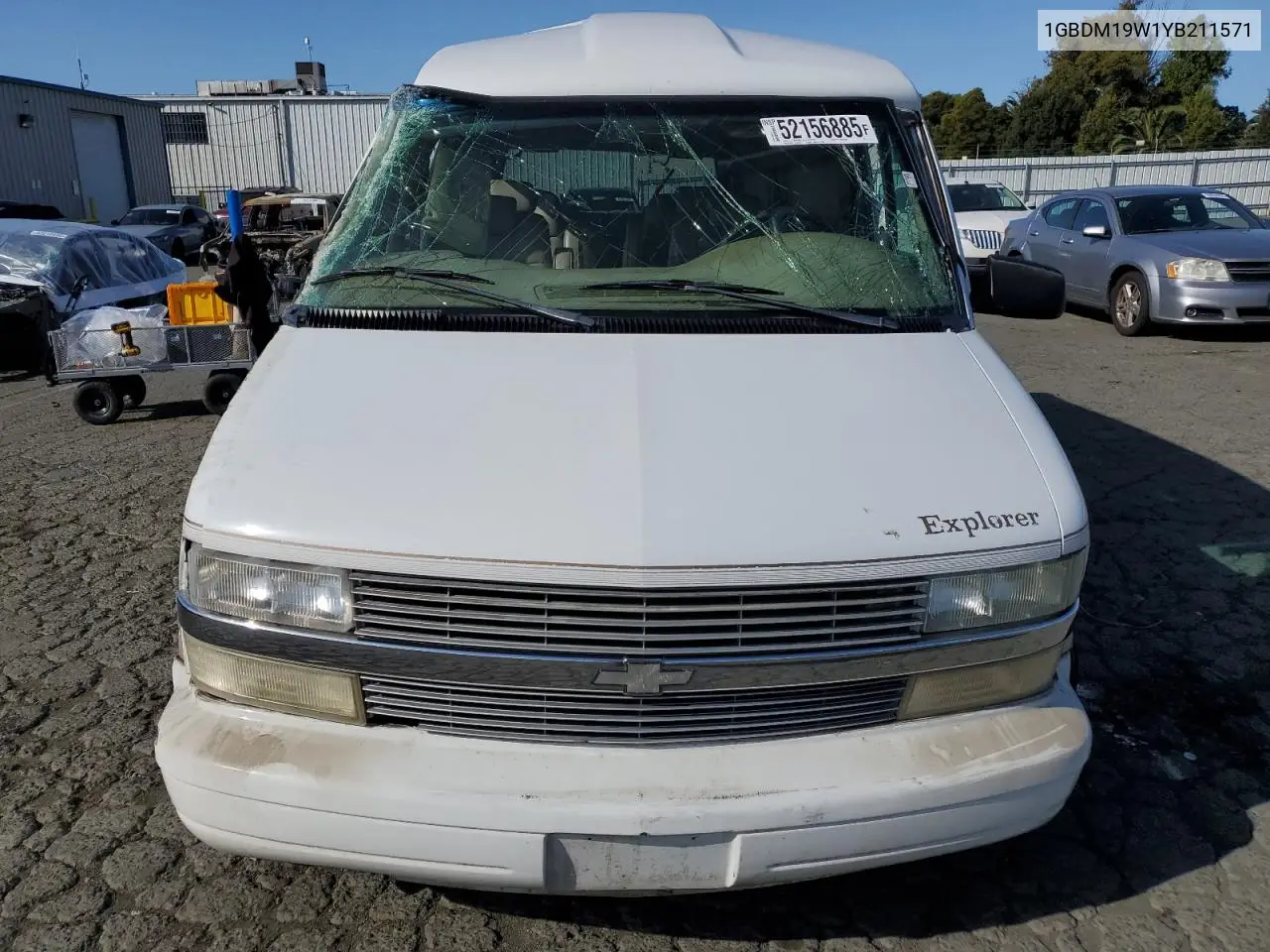 2000 Chevrolet Astro VIN: 1GBDM19W1YB211571 Lot: 52156885