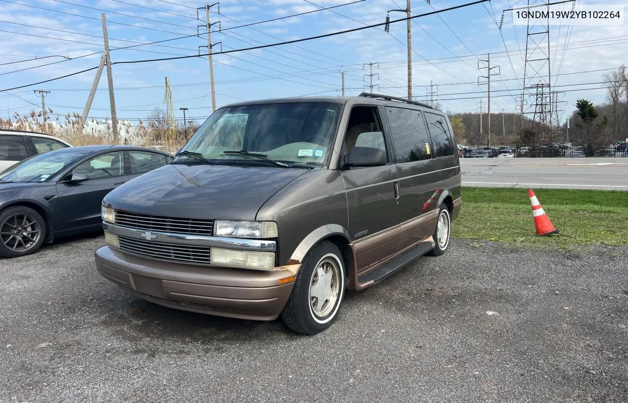 2000 Chevrolet Astro VIN: 1GNDM19W2YB102264 Lot: 54593295