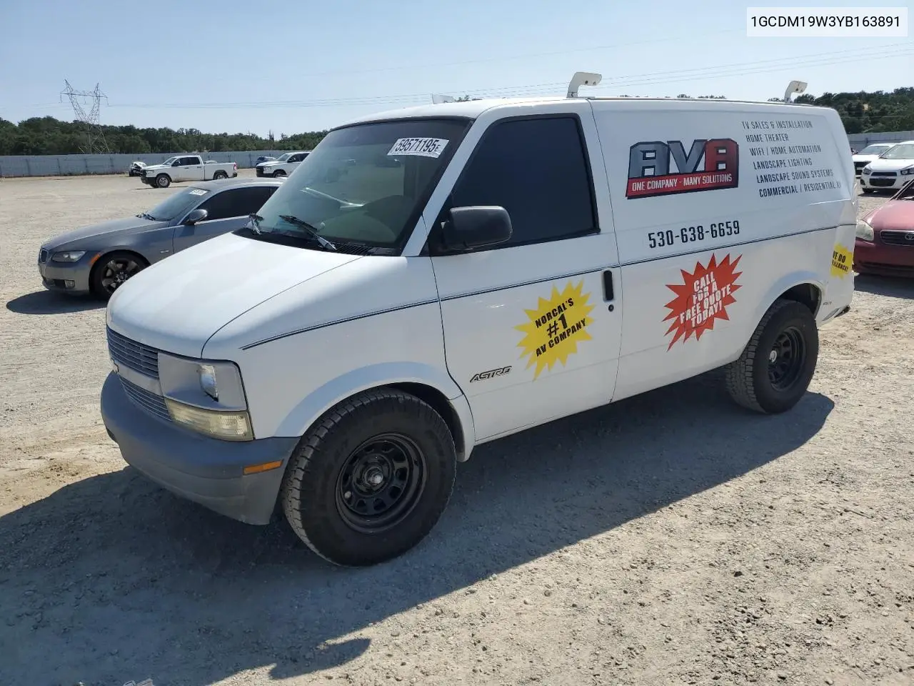 2000 Chevrolet Astro VIN: 1GCDM19W3YB163891 Lot: 59571195