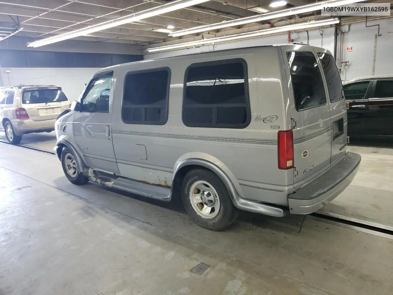 2000 Chevrolet Astro VIN: 1GBDM19WXYB162595 Lot: 60209965