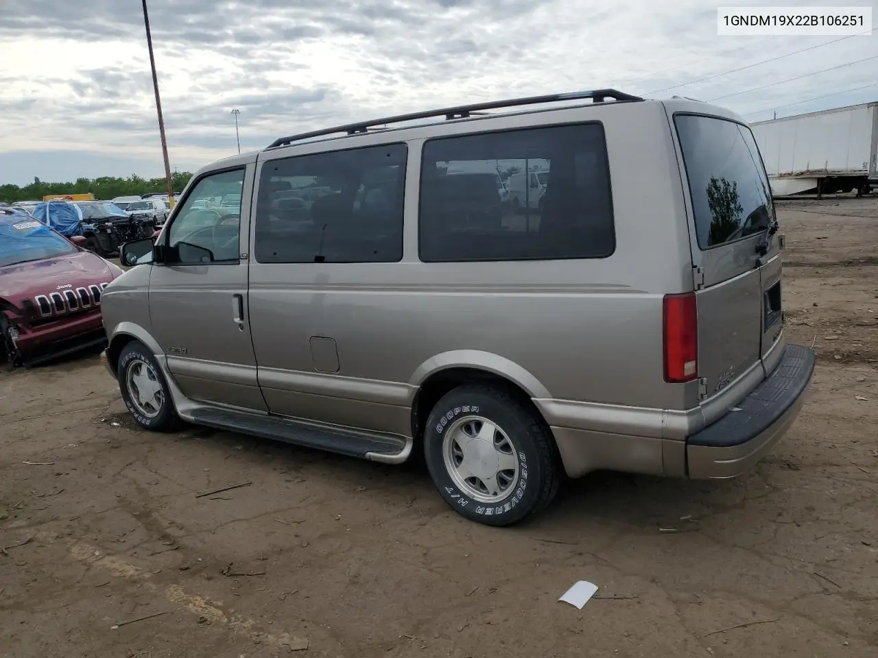 2002 Chevrolet Astro VIN: 1GNDM19X22B106251 Lot: 58838805
