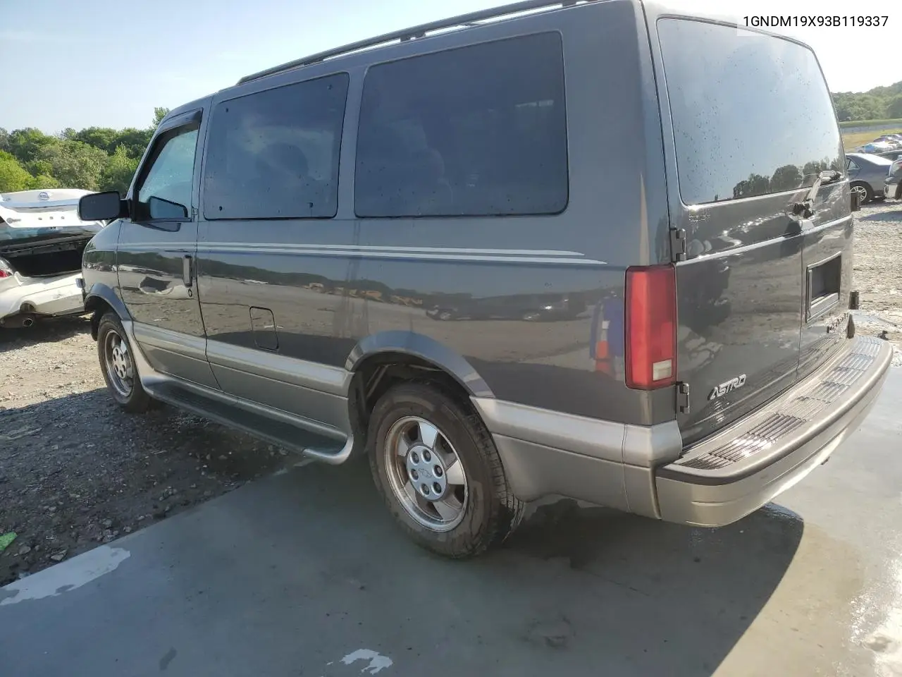 2003 Chevrolet Astro VIN: 1GNDM19X93B119337 Lot: 53717265