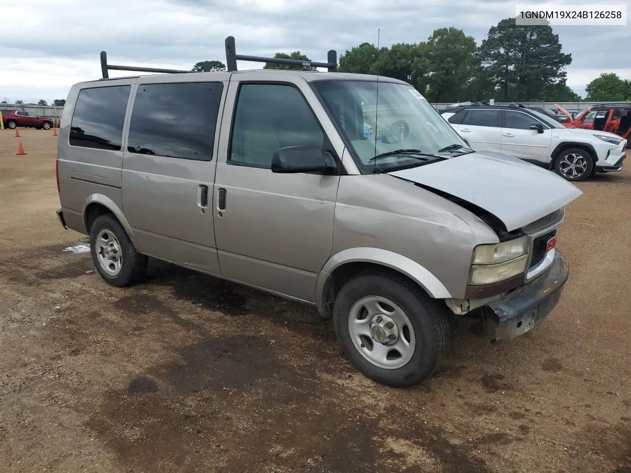 2004 Chevrolet Astro VIN: 1GNDM19X24B126258 Lot: 55644665