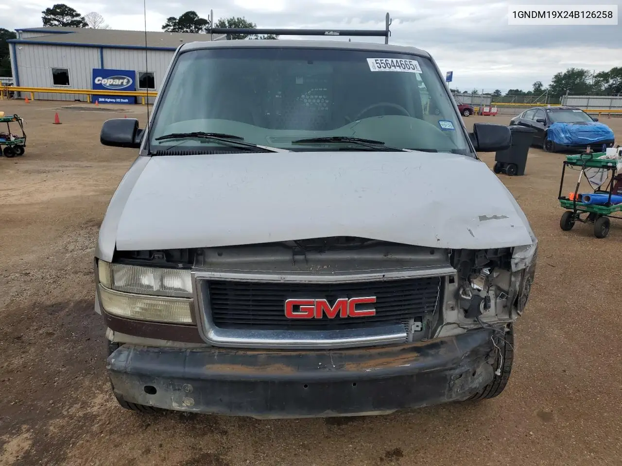 2004 Chevrolet Astro VIN: 1GNDM19X24B126258 Lot: 55644665