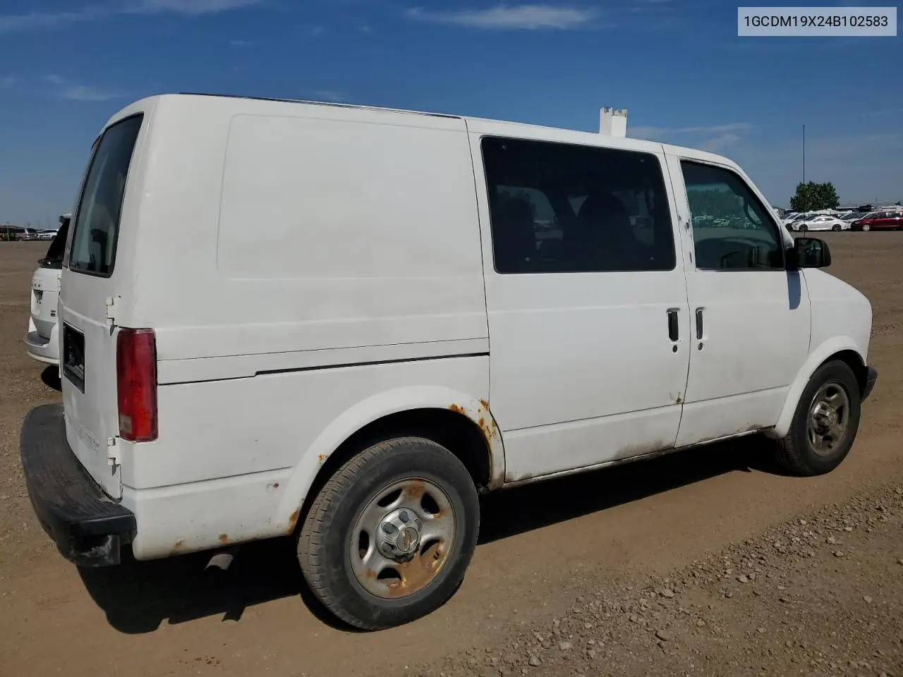 2004 Chevrolet Astro VIN: 1GCDM19X24B102583 Lot: 63305985