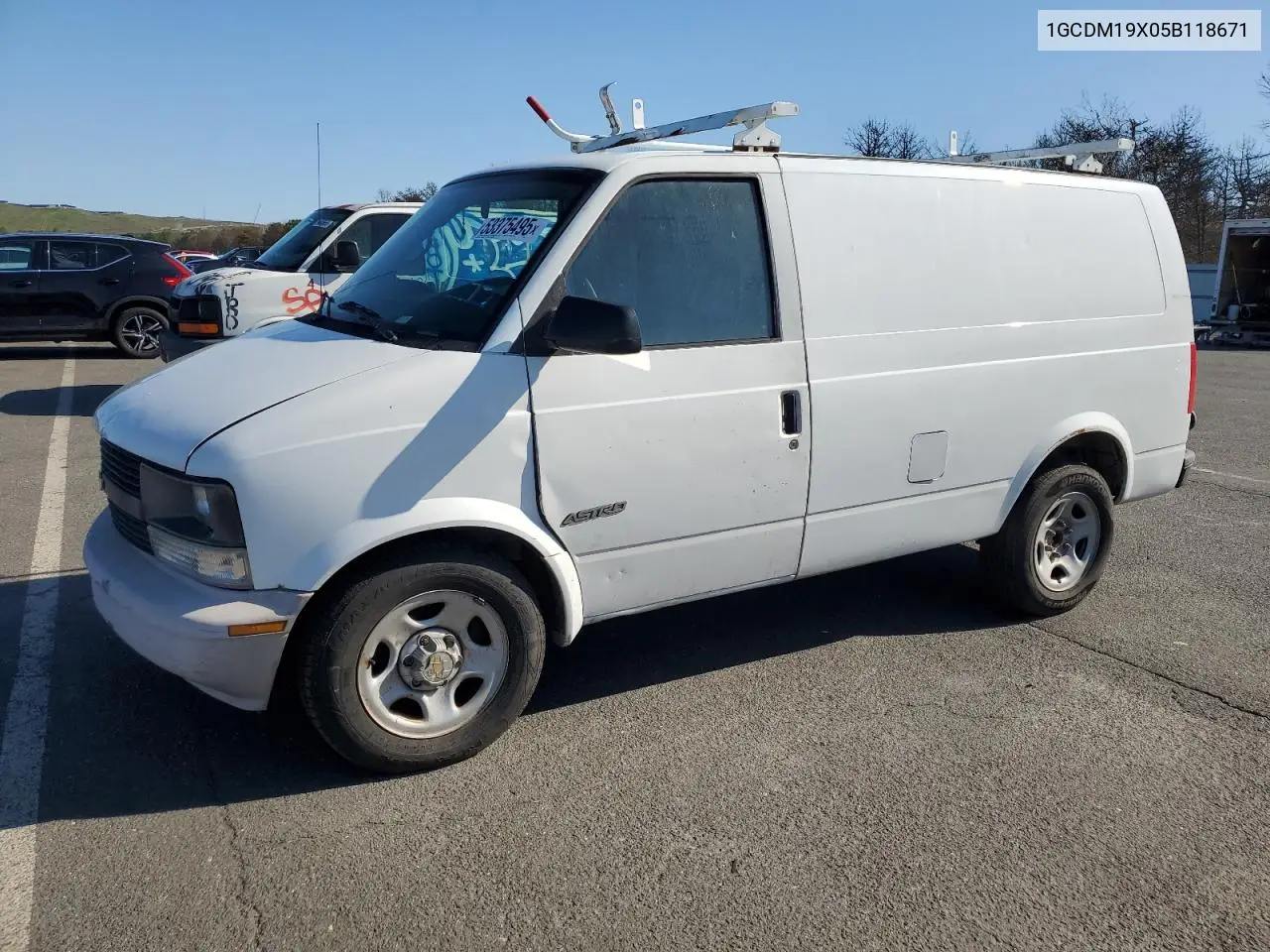 2005 Chevrolet Astro VIN: 1GCDM19X05B118671 Lot: 53375495