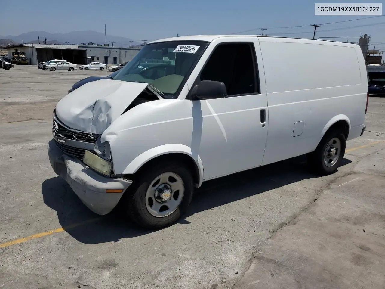 2005 Chevrolet Astro VIN: 1GCDM19XX5B104227 Lot: 58025095