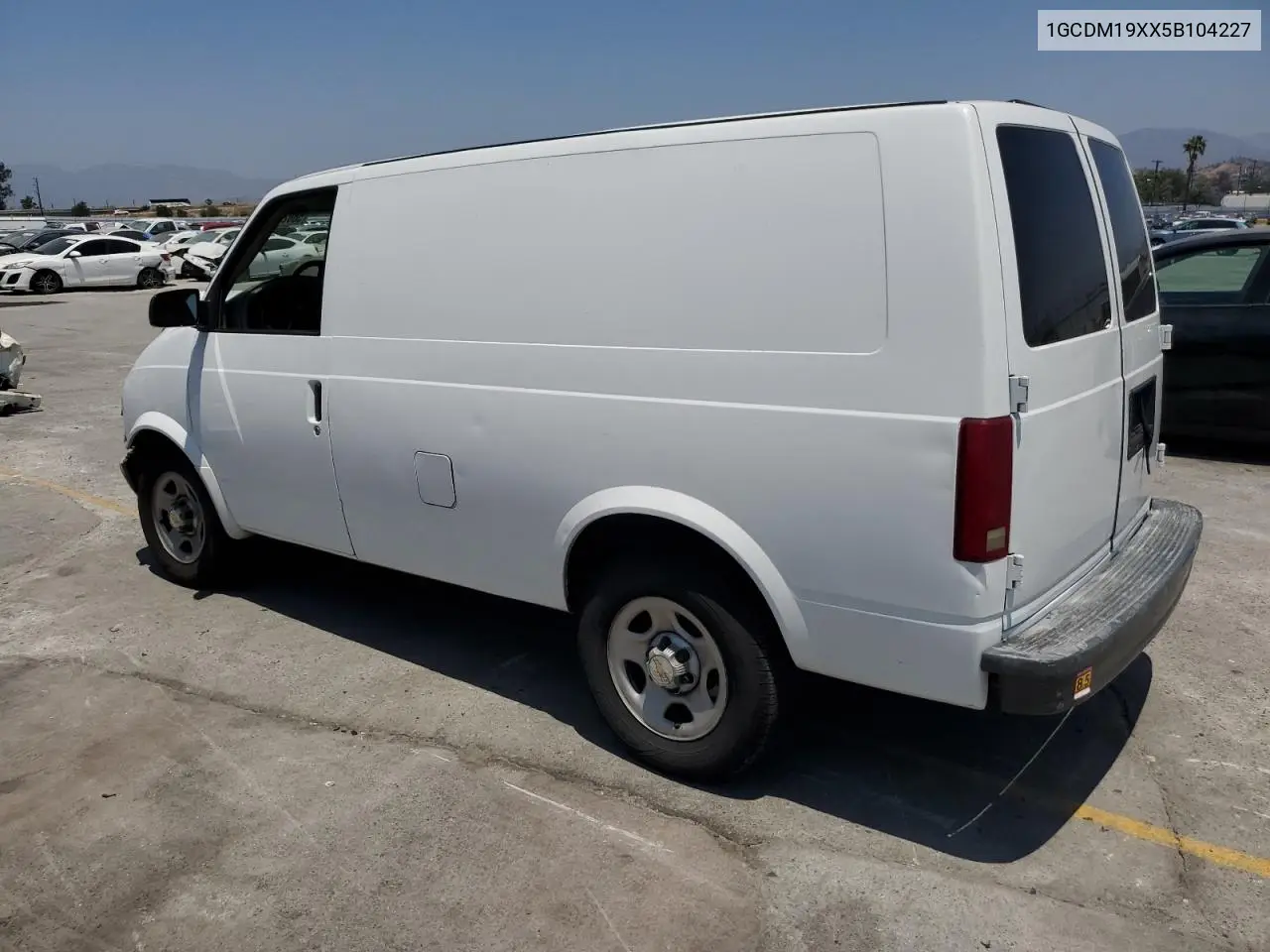2005 Chevrolet Astro VIN: 1GCDM19XX5B104227 Lot: 58025095