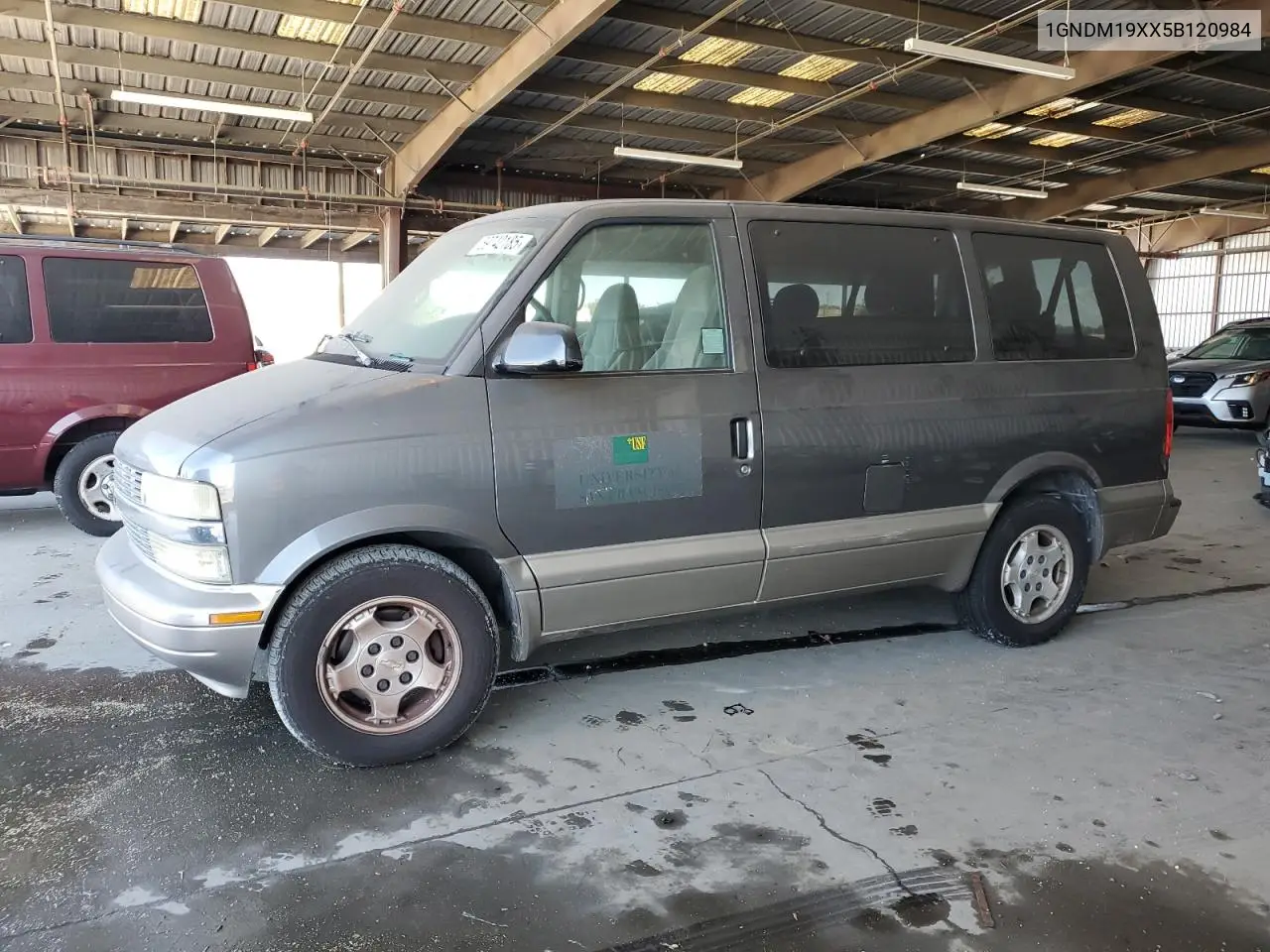 2005 Chevrolet Astro VIN: 1GNDM19XX5B120984 Lot: 59742185