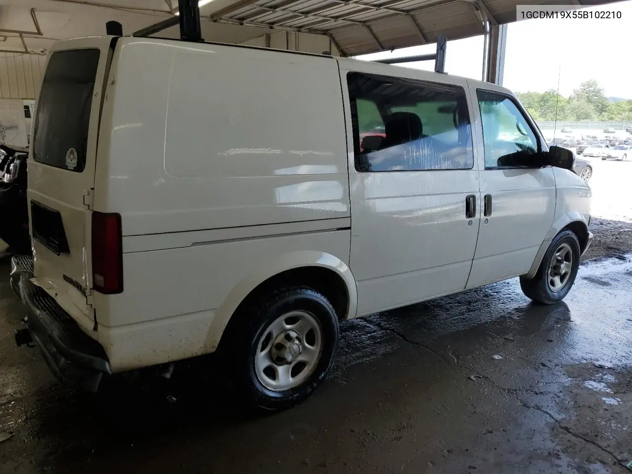 2005 Chevrolet Astro VIN: 1GCDM19X55B102210 Lot: 61795405