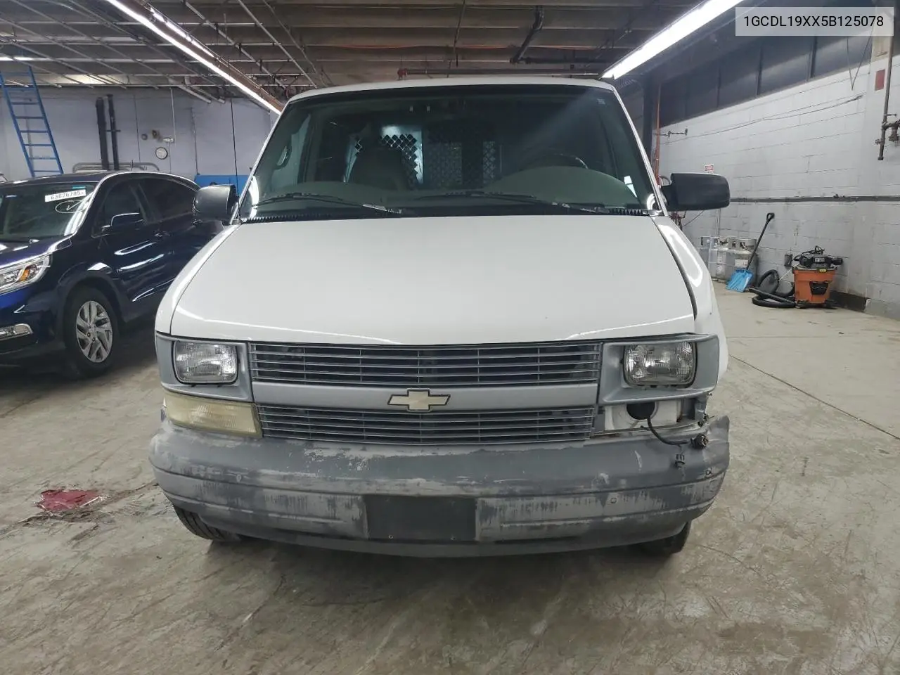 2005 Chevrolet Astro VIN: 1GCDL19XX5B125078 Lot: 63672475