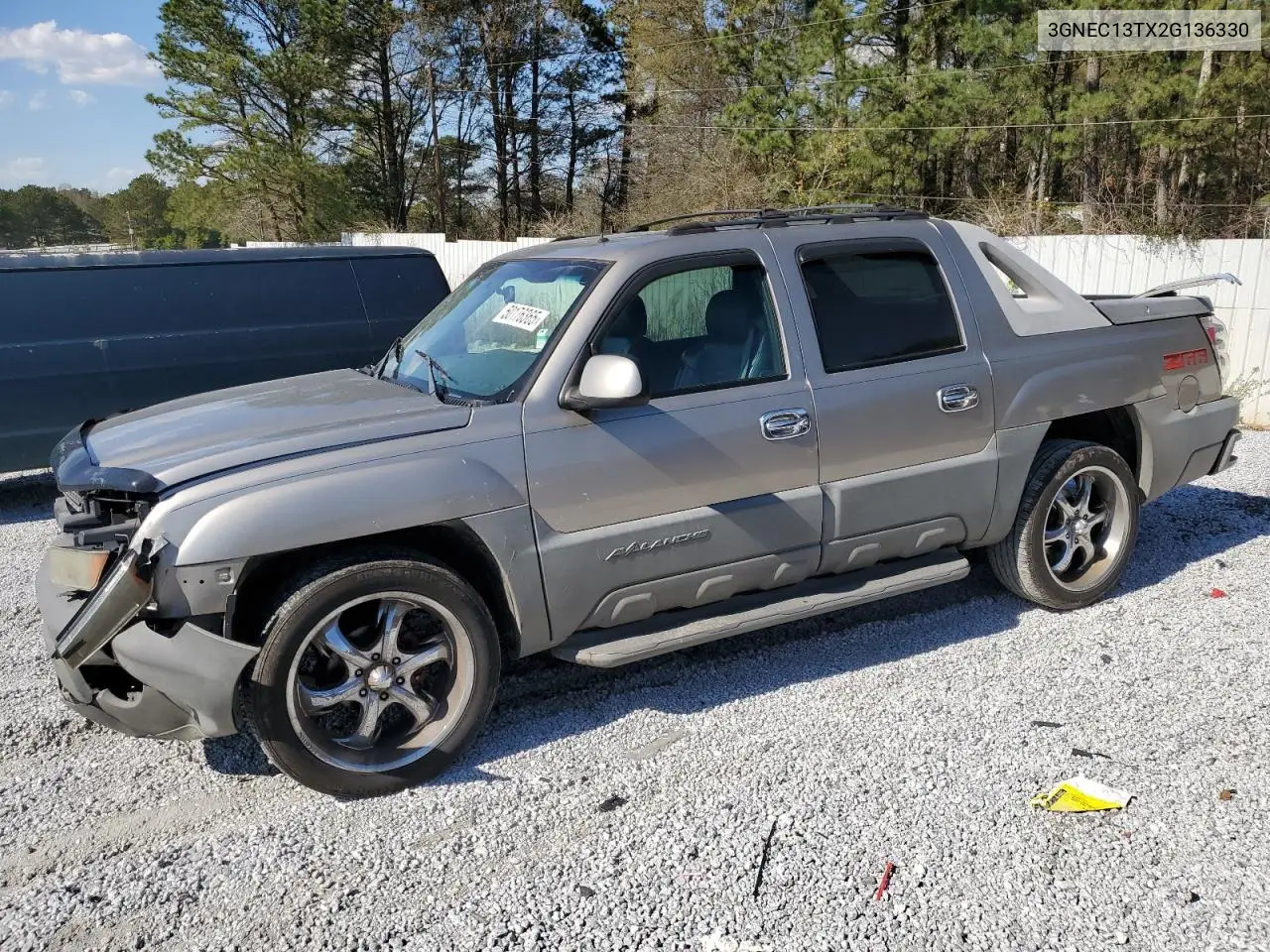 2002 Chevrolet Avalanche C1500 VIN: 3GNEC13TX2G136330 Lot: 50176365
