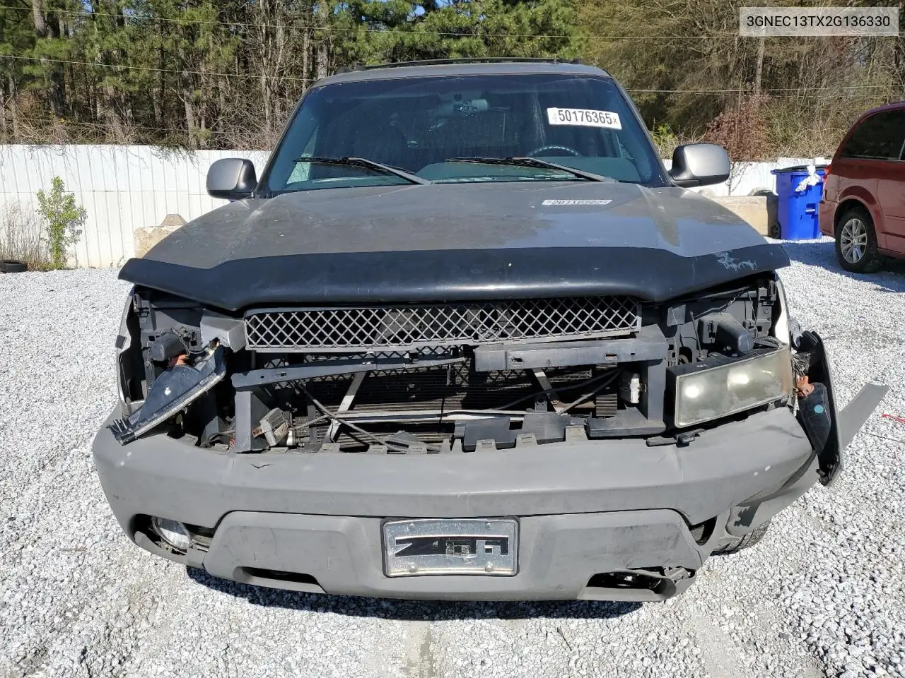 2002 Chevrolet Avalanche C1500 VIN: 3GNEC13TX2G136330 Lot: 50176365