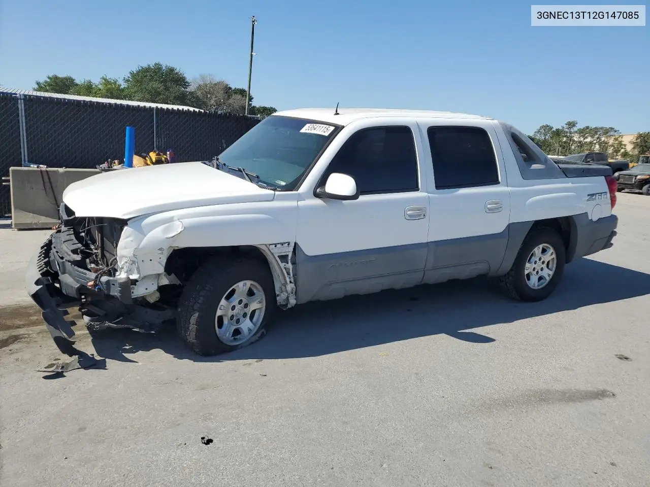 2002 Chevrolet Avalanche C1500 VIN: 3GNEC13T12G147085 Lot: 53641115