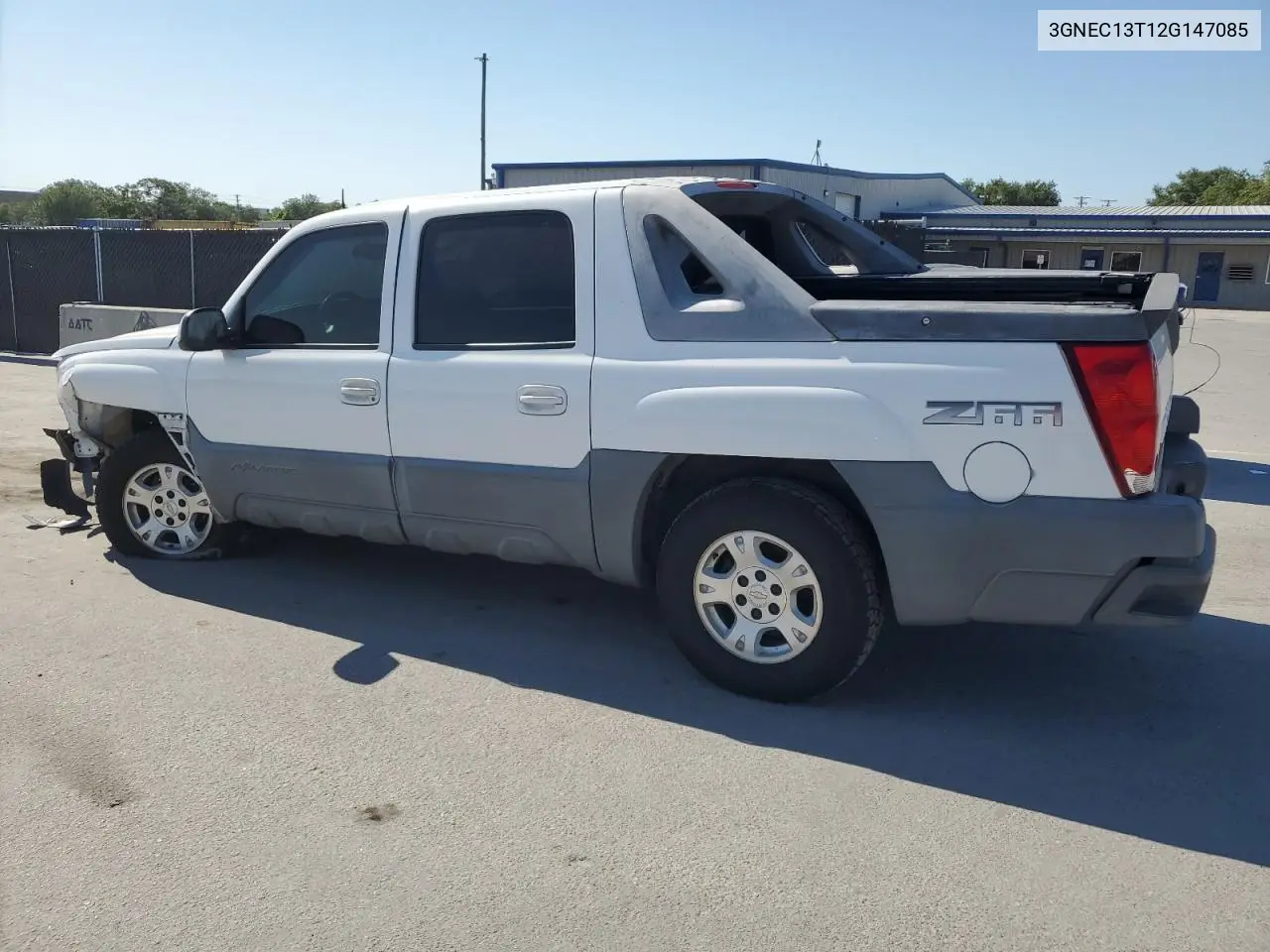 2002 Chevrolet Avalanche C1500 VIN: 3GNEC13T12G147085 Lot: 53641115