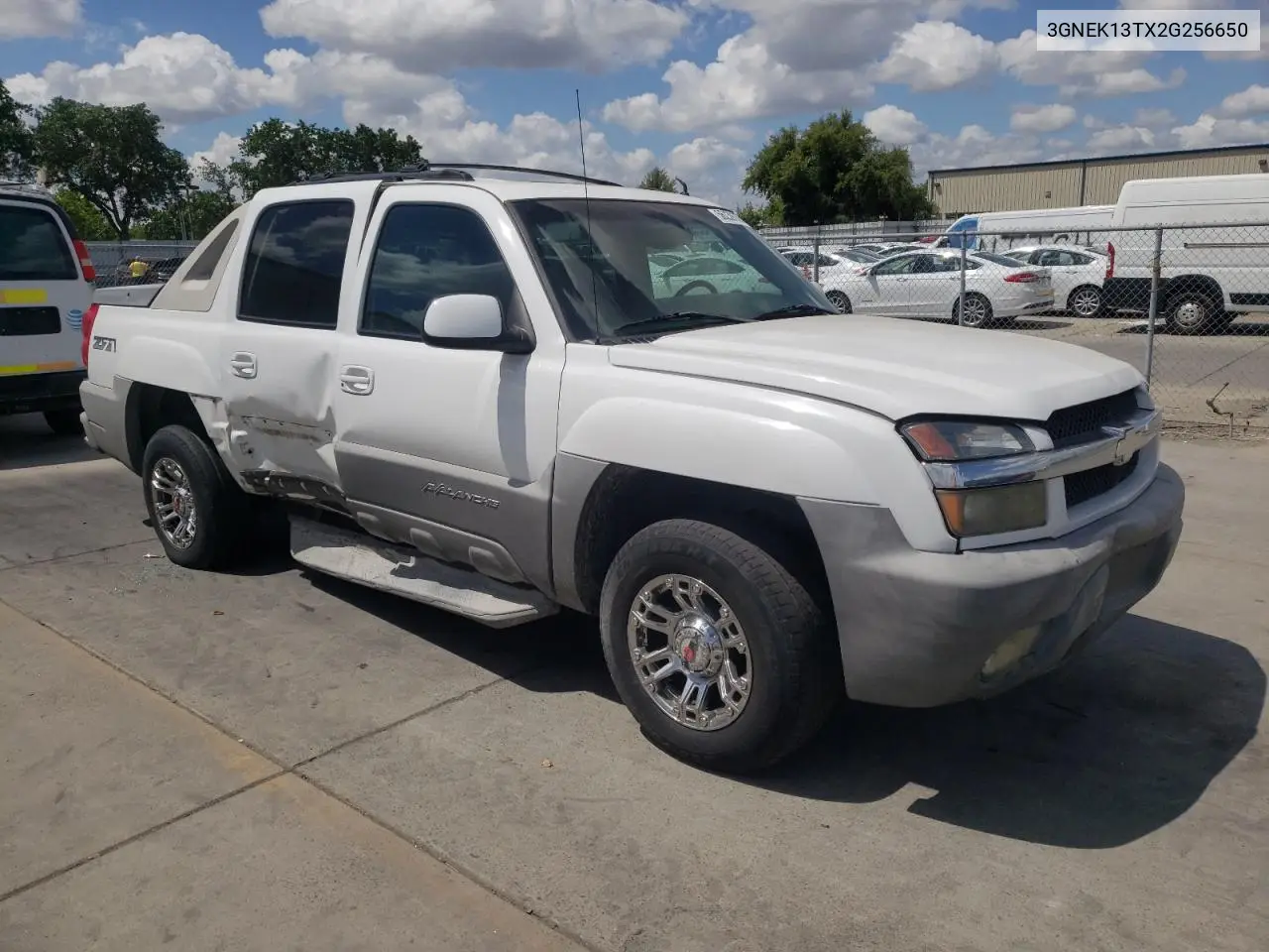 2002 Chevrolet Avalanche K1500 VIN: 3GNEK13TX2G256650 Lot: 56239355