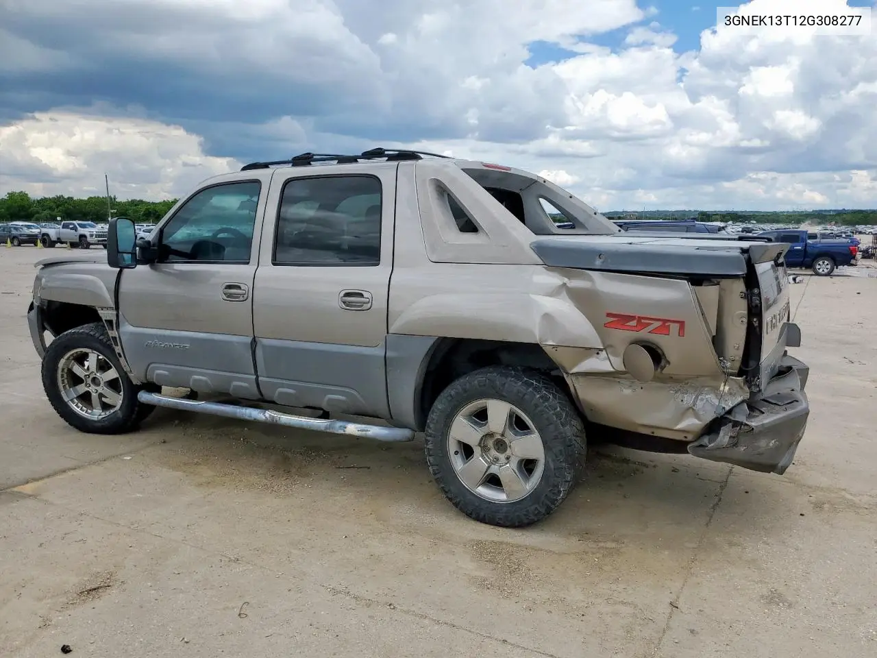 2002 Chevrolet Avalanche K1500 VIN: 3GNEK13T12G308277 Lot: 56371545