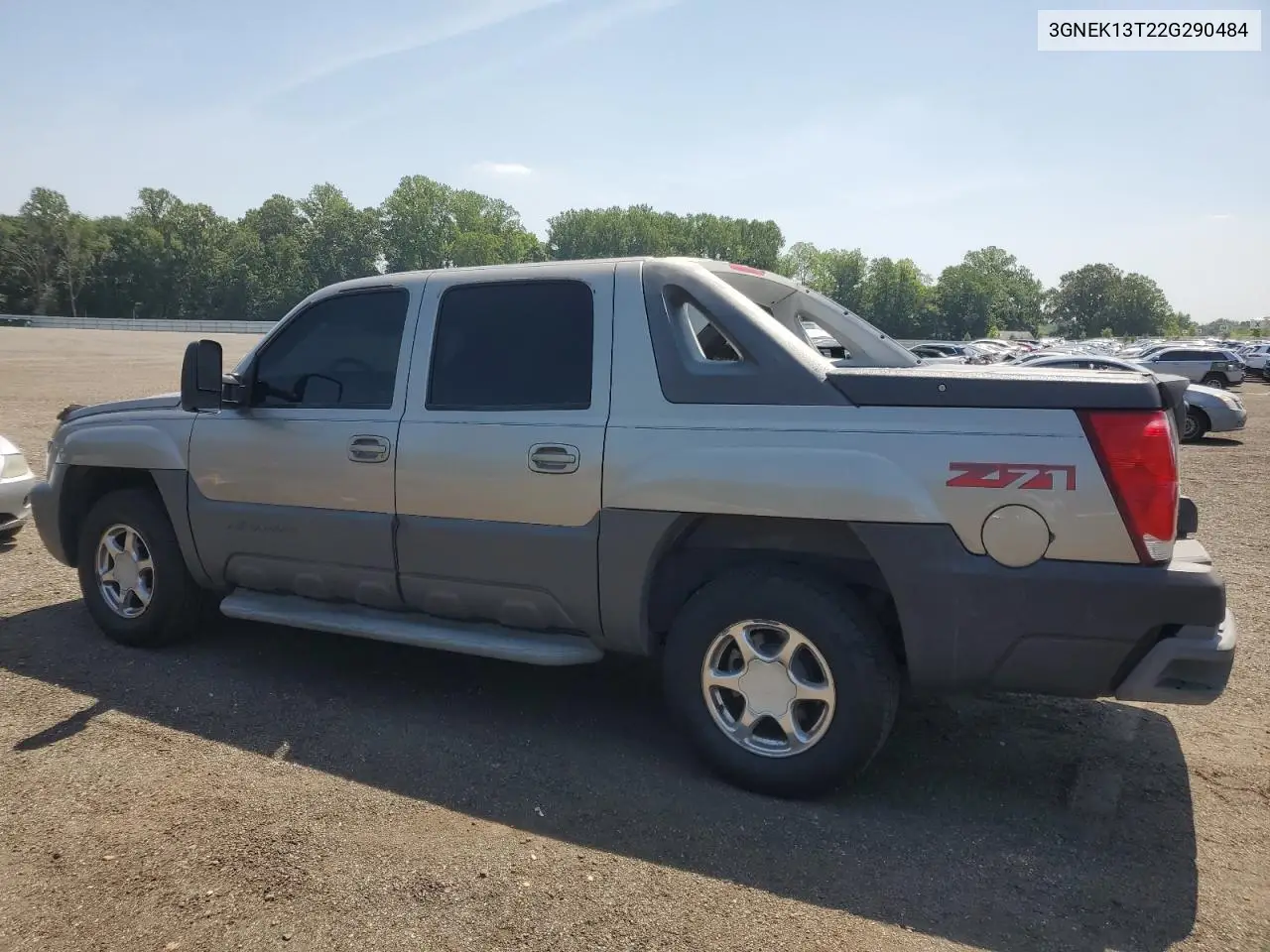 2002 Chevrolet Avalanche K1500 VIN: 3GNEK13T22G290484 Lot: 62167495