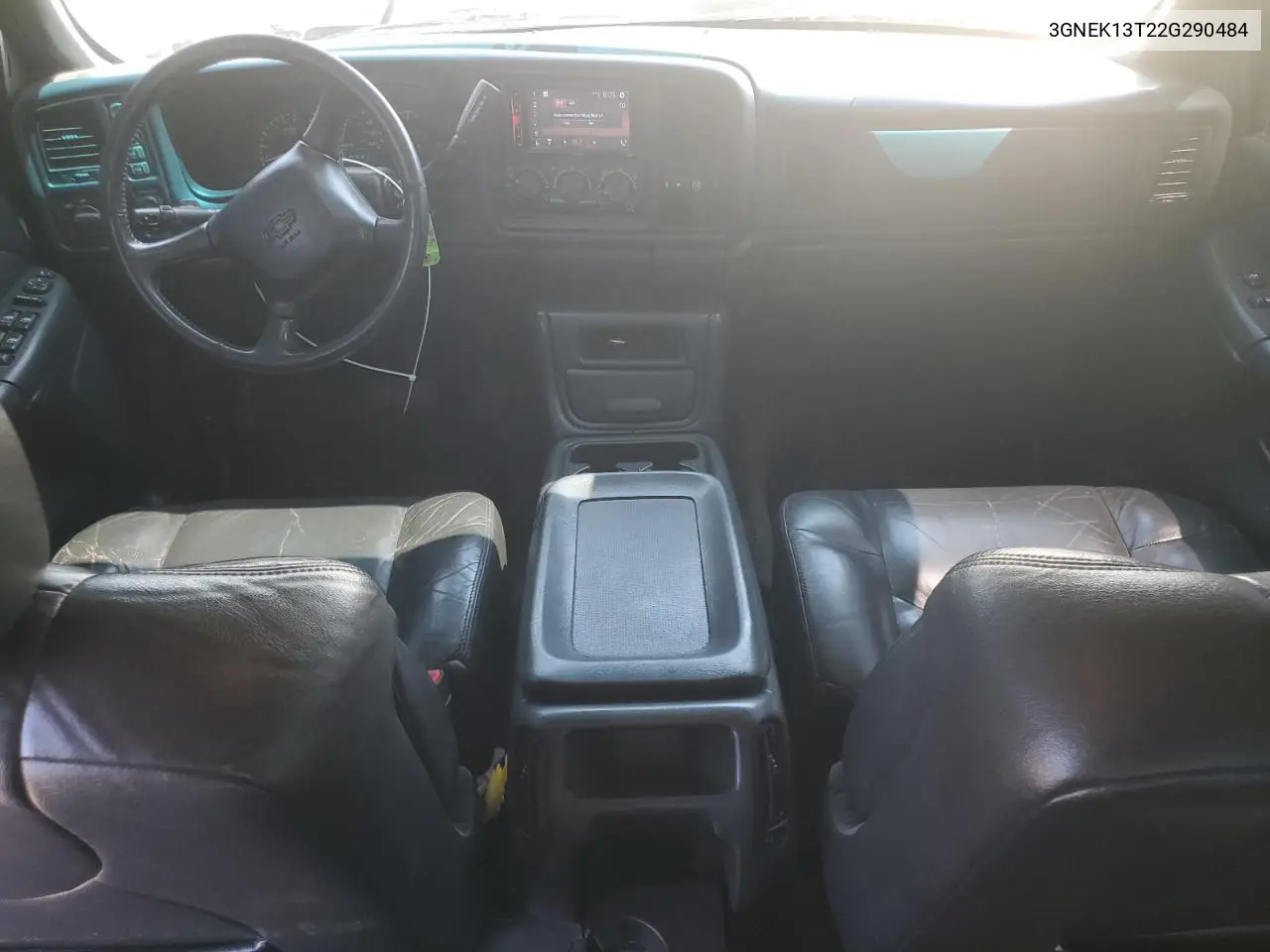 2002 Chevrolet Avalanche K1500 VIN: 3GNEK13T22G290484 Lot: 62167495