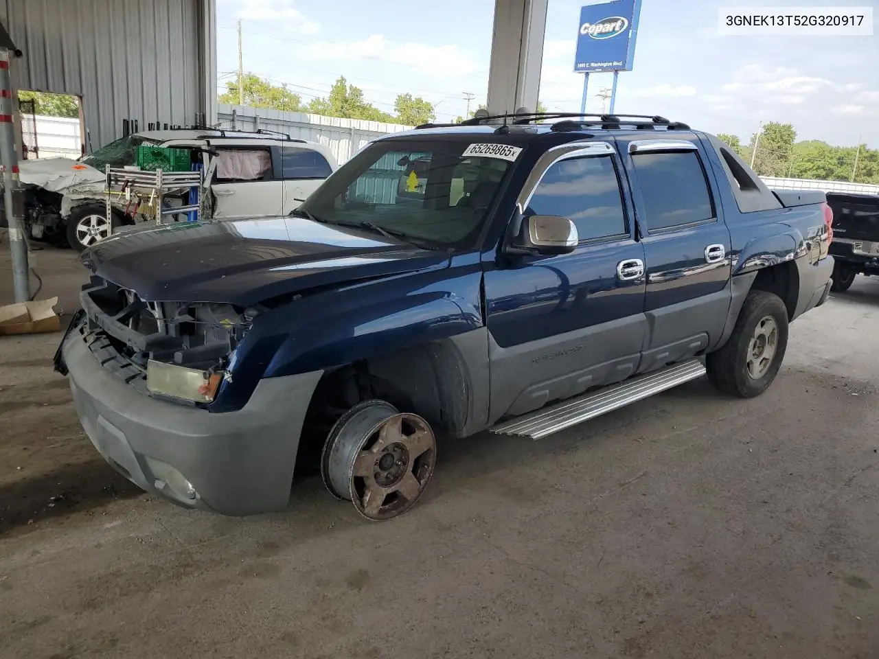 2002 Chevrolet Avalanche K1500 VIN: 3GNEK13T52G320917 Lot: 65269865