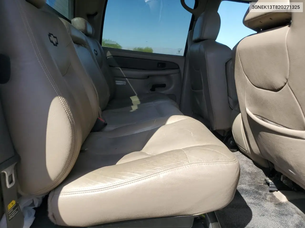 2002 Chevrolet Avalanche K1500 VIN: 3GNEK13T82G271325 Lot: 65598225