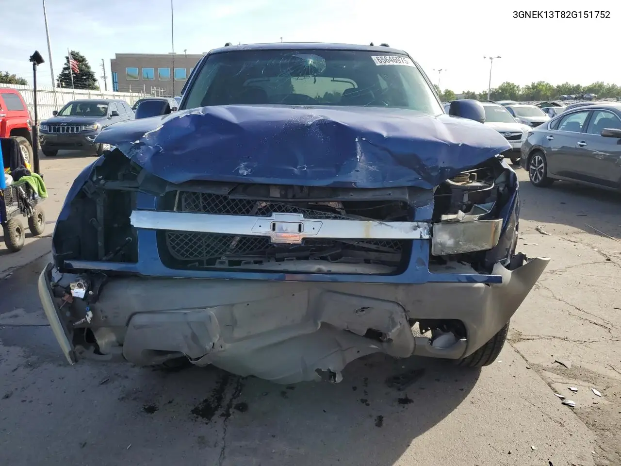 2002 Chevrolet Avalanche K1500 VIN: 3GNEK13T82G151752 Lot: 65646975