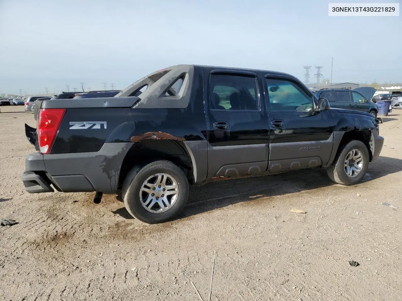 2003 Chevrolet Avalanche K1500 VIN: 3GNEK13T43G221829 Lot: 54925495