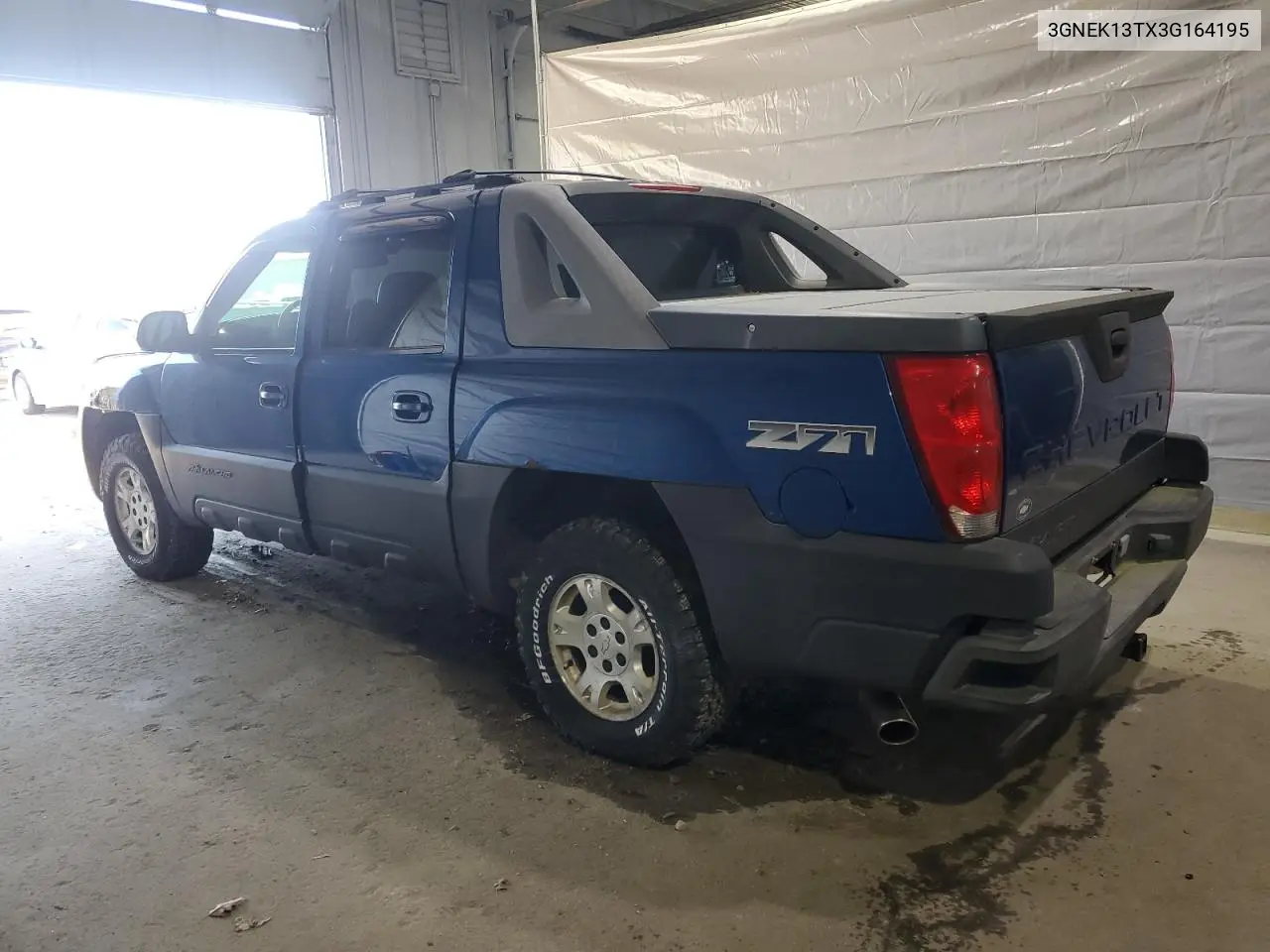 2003 Chevrolet Avalanche K1500 VIN: 3GNEK13TX3G164195 Lot: 55859235